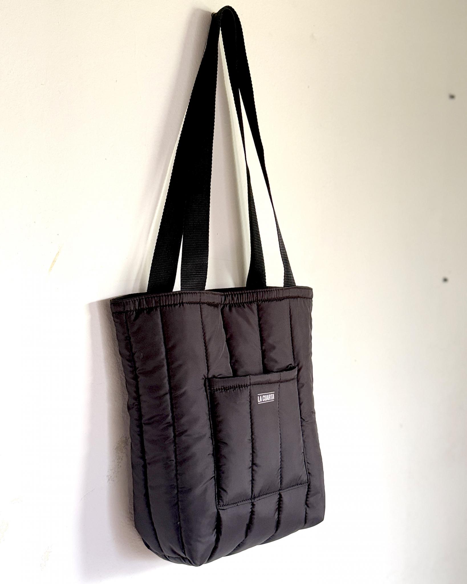 Tote Cute Puffer NEGRO - NEW ANTICIPO FALLWINTER 2025